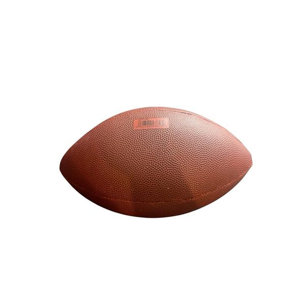 Wilson Official NFL Ultra Grip Technology Composite Leather Sports Football - Picture 3 of 4